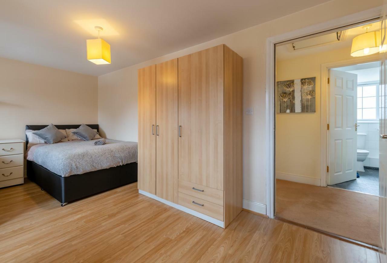 Newcastle City Centre Spacious Town House Free Parking And Wifi מראה חיצוני תמונה